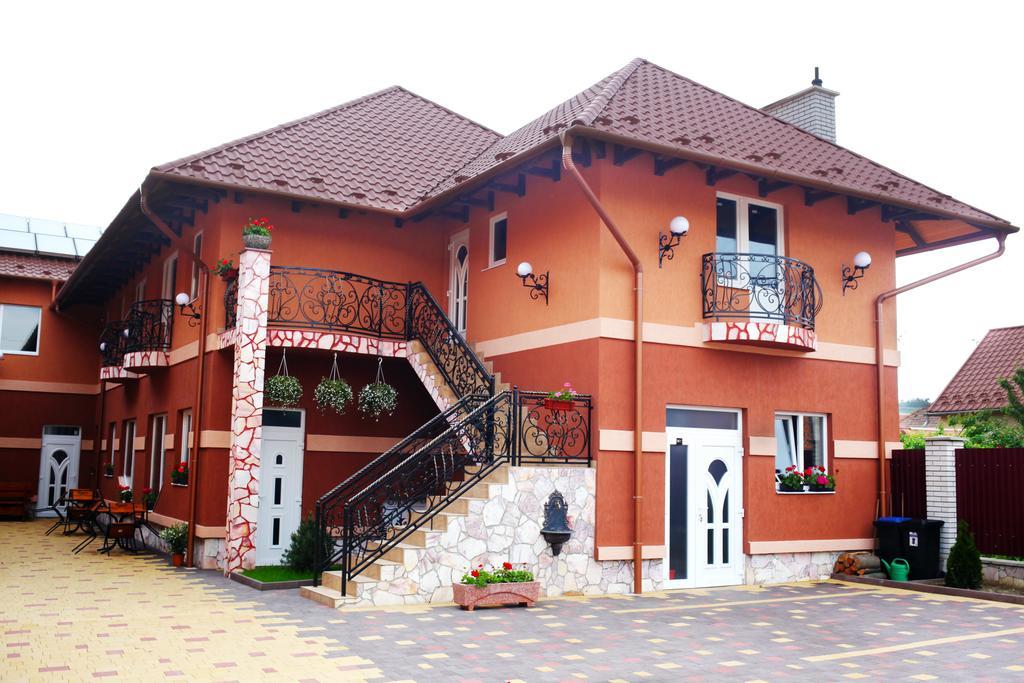 Mirage Hotel Berehove  Ngoại thất bức ảnh
