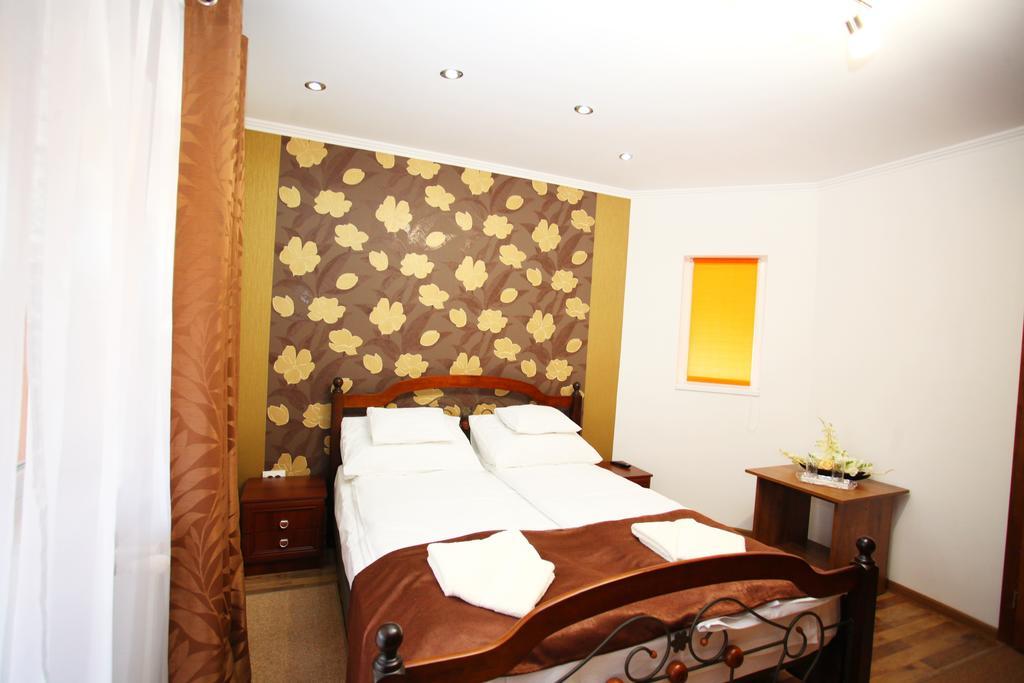 Mirage Hotel Berehove  Phòng bức ảnh